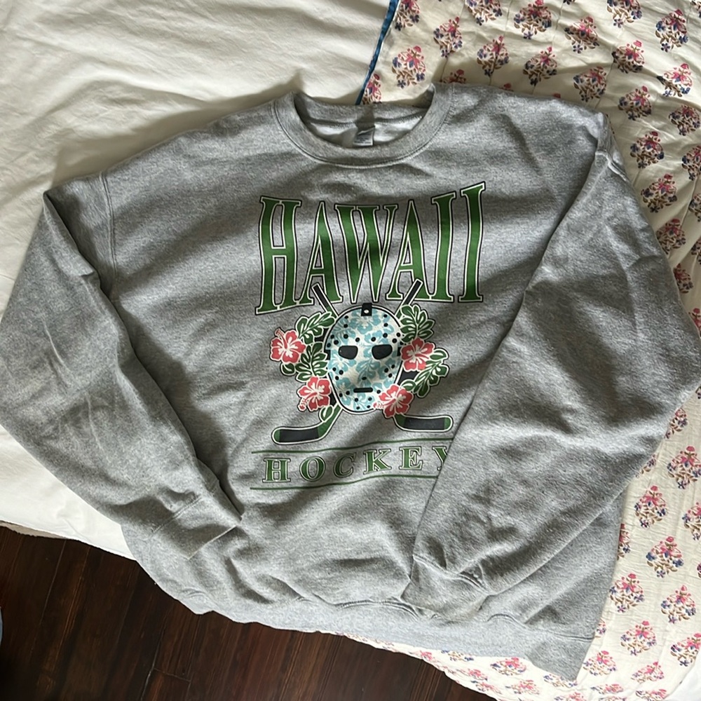 Celly Hockey Co. Hawaii crewneck